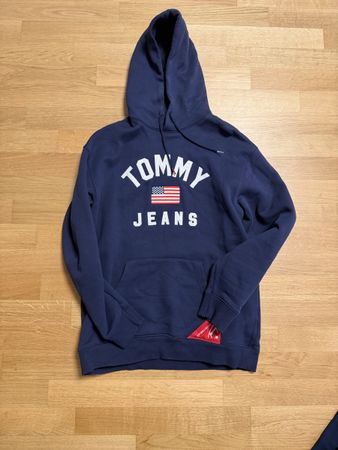 Tommy Jeans Pullover dunkelblau Grösse M guter Zustand