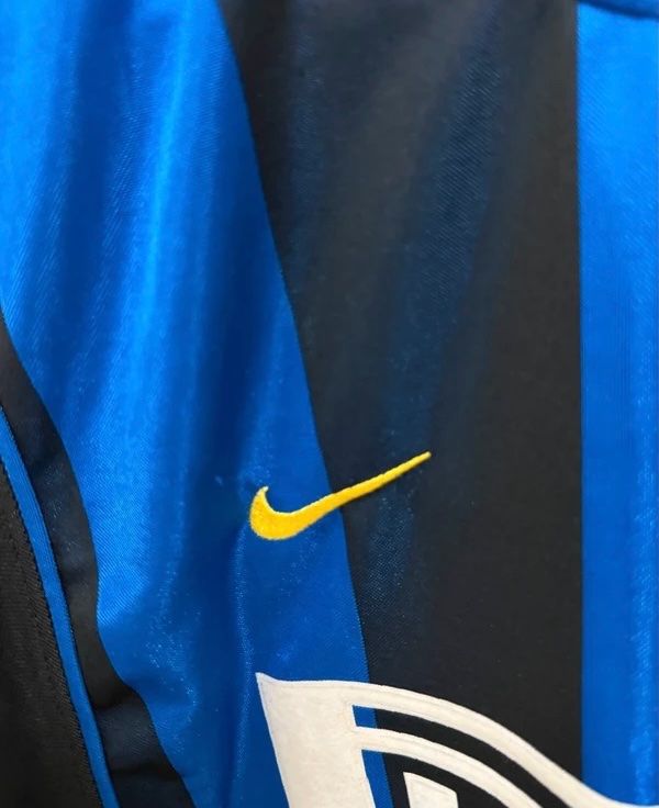 Nike Leibchen & Hosen: Inter Milan Rare collection Ronaldo9 Authentic 1999/2000 – Gebraucht aus Genève von RdV-o-BuyMorePayLess 7