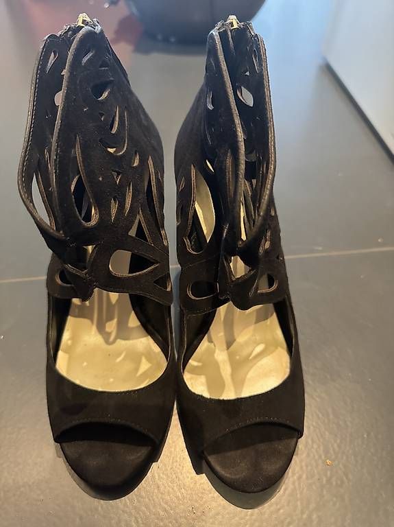 Karen Millen Scarpe da donna: Karen Millen Heels – Usato da Zürich venduto da danamihaela12