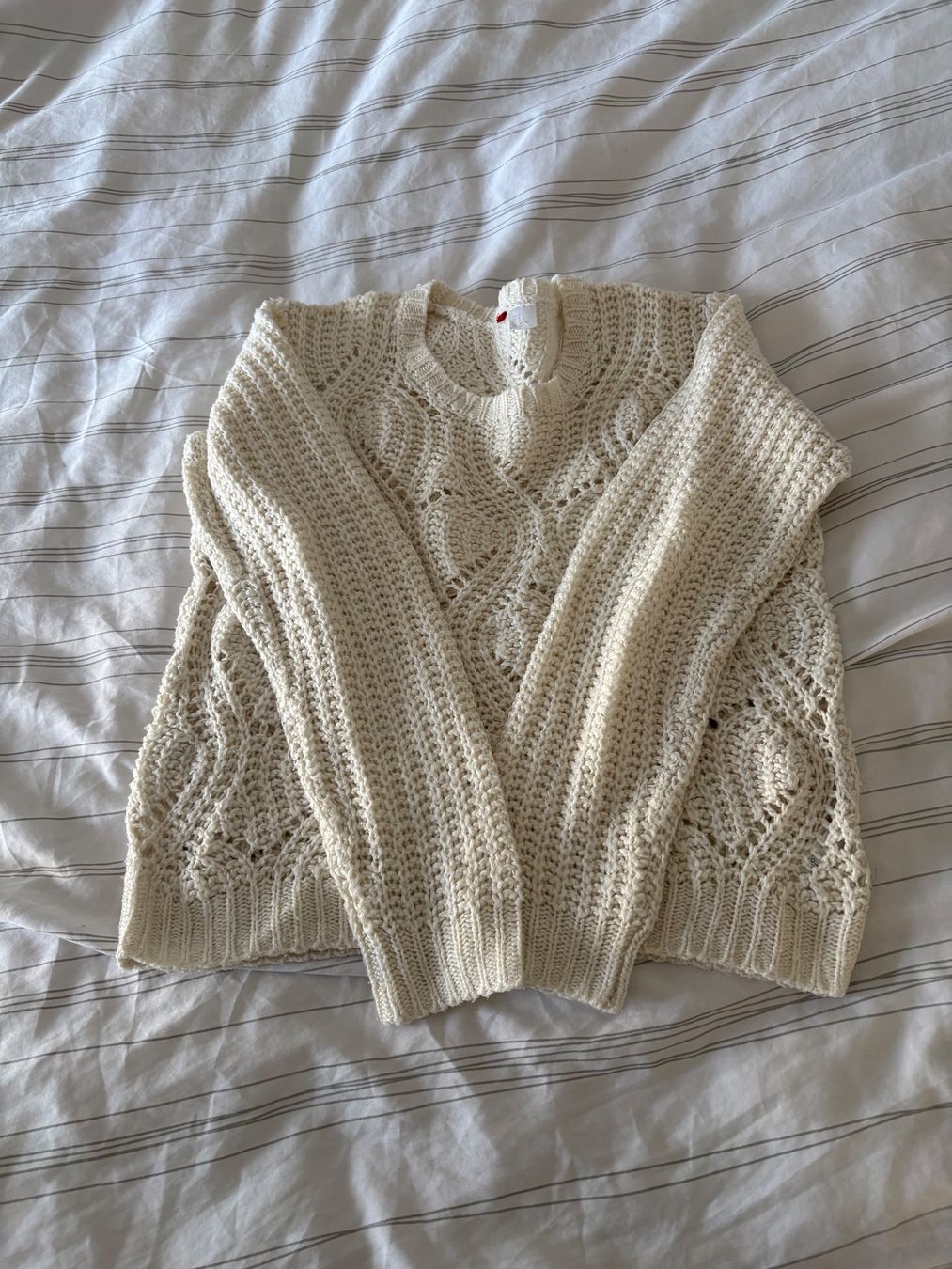 Maglioni & Felpe: Wunderschöner Strickpullover in Creme - Grösse S – Usato da Tagelswangen venduto da Laurastern1