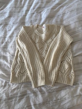 Wunderschöner Strickpullover in Creme - Grösse S