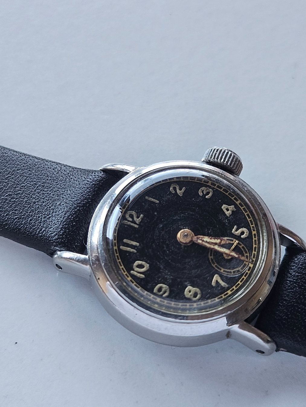 Orologi: 328 No Name dezentral Damenuhr – Usato da Berikon venduto da mmm21 1