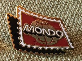 E781 - Pin Mondo - Mondo Marke