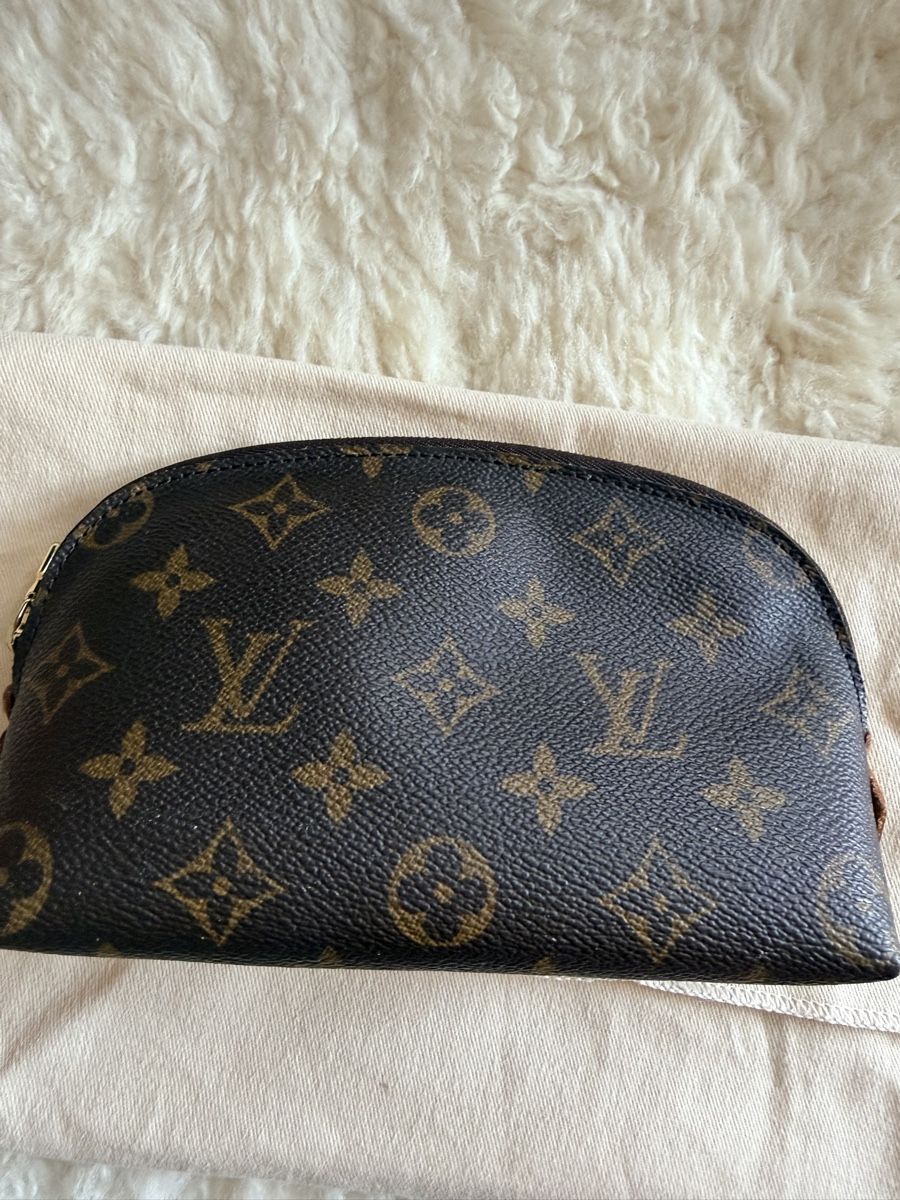 Louis Vuitton Taschen für Damen: Trousse Vuitton – Gebraucht aus Lausanne von Meganelausanne 1