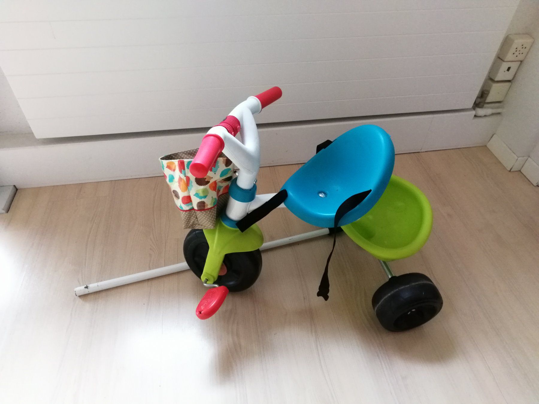 Smoby Fahrzeuge für Kinder: Kinder Velo zum Selberfahren oder Schieben – Gebraucht aus Horn von Corazon15 3