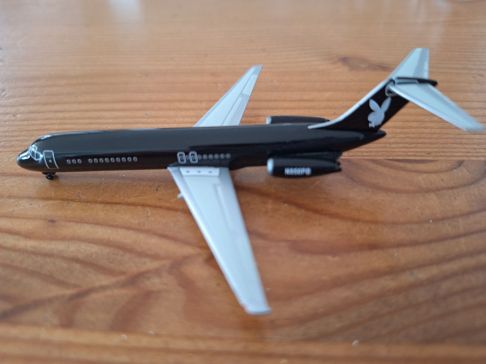 McDonnell Douglas Kit di modellismo & Modellini statici: McDonnell Douglas DC-9-32 1:400 – Usato da Sargans venduto da nicsam1815 1