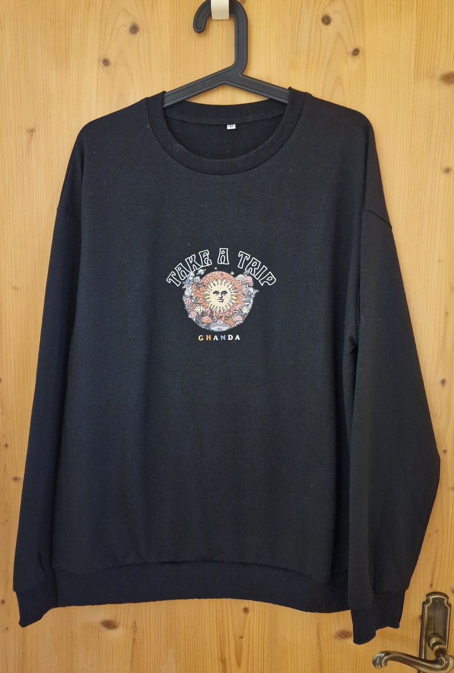 Maglioni & Felpe: Schwarzer "Take a Trip" Pullover, Grösse M - Top Zustand – Usato da Falera venduto da Fudax