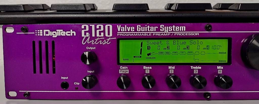 Musikinstrumente: Digitech 2120 Artist + Foot Controller + Case – Gebraucht aus Basel von x-hobby 4
