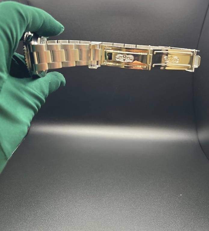 Rolex Uhren: Rolex Submariner Date 40 "RRR" 16610 LC 10 Full – Gebraucht aus Lugano von luganotopwatches 1