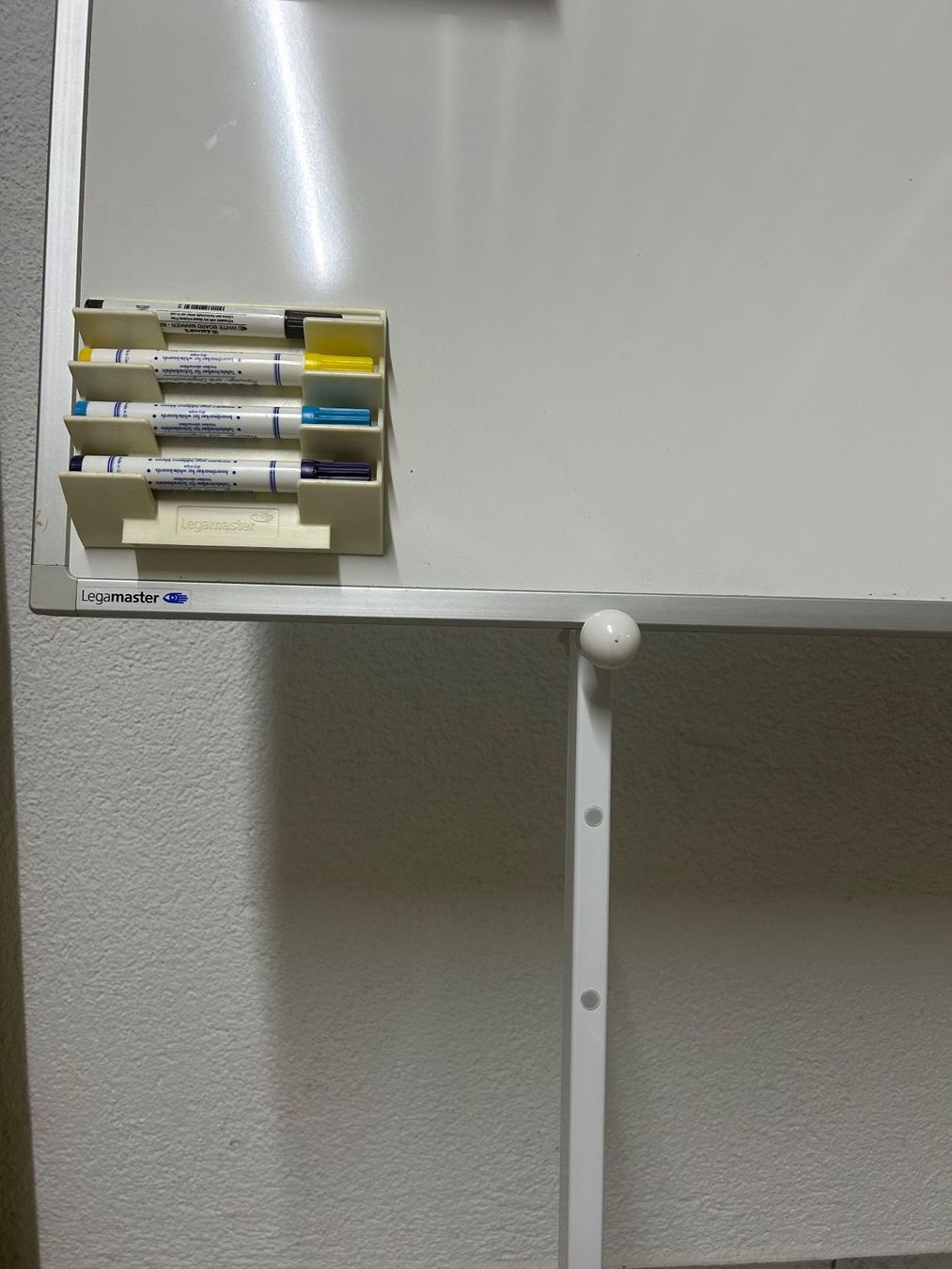 Wandtafeln: Whiteboard, Magnettafel, 2000 x1000 auf Rollwagen – Gebraucht aus Ermatingen von msc_s9wt 2