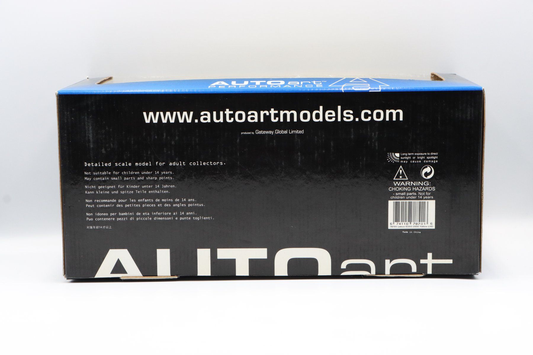 Lexus Modellini d'auto: Lexus IS300 2002 1:18 AutoArt – Nuovo e nell'imballaggio originale da Bühl b.Aarberg venduto da modelldiecast 2