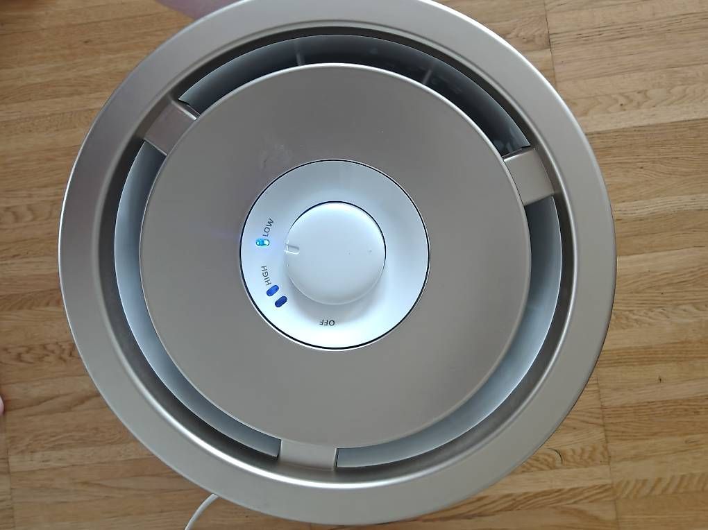 Humidificateurs: Philips Luftbefeuchter – D'occasion à Solothurn par mar_29tn 2