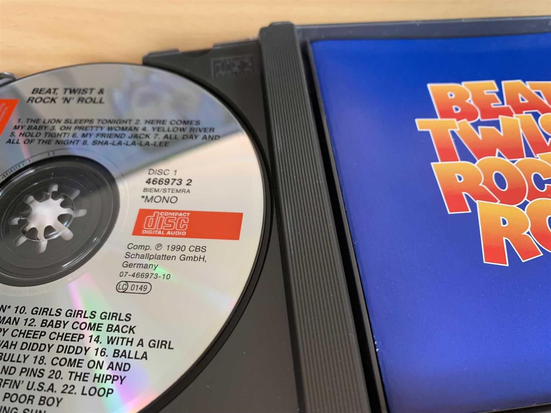 CDs: Beat, Twist & Rock 'N' Roll - 2 CD – Gebraucht aus Rikon im Tösstal von Alpenmutz 2