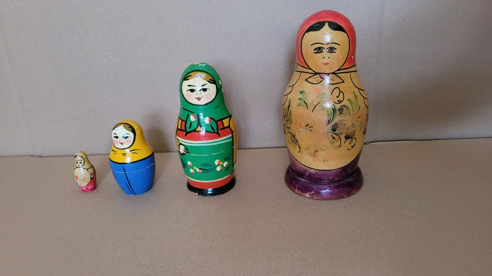 Matryoshka Poupée Russe Traditionnel En Bois Vecteur Motif El Vecteurs