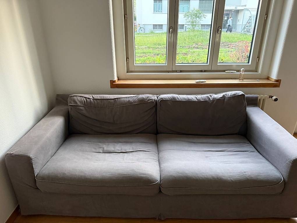 Sofas: Comfortable Grey Sofa – Gebraucht aus Zürich von ayo_k5w8 1