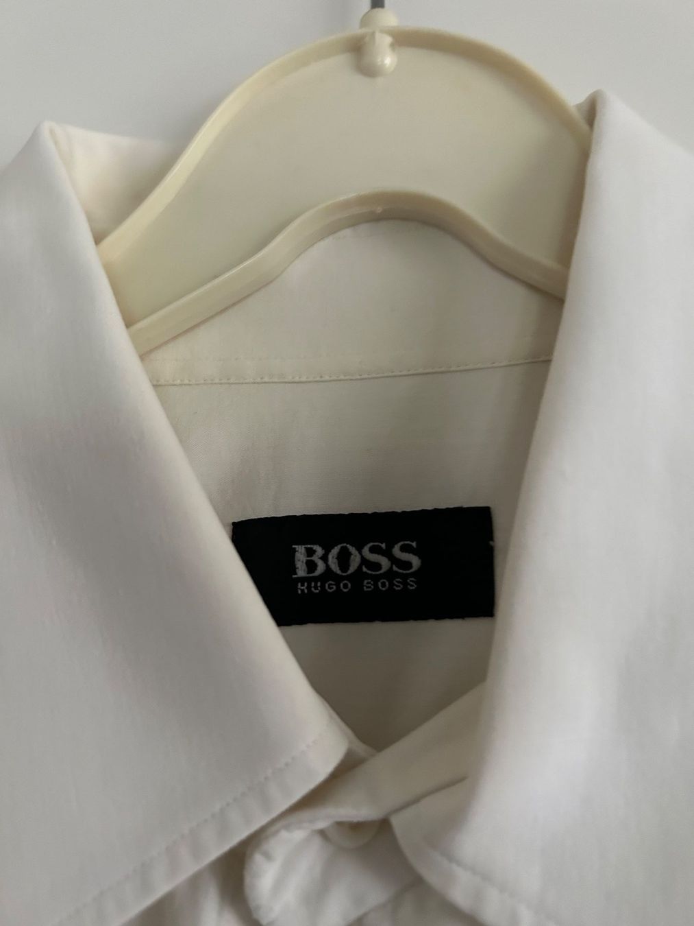 Hugo Boss Camicie: Hugo Boss Herrenhemd – Usato da Zumikon venduto da Uranus88 1