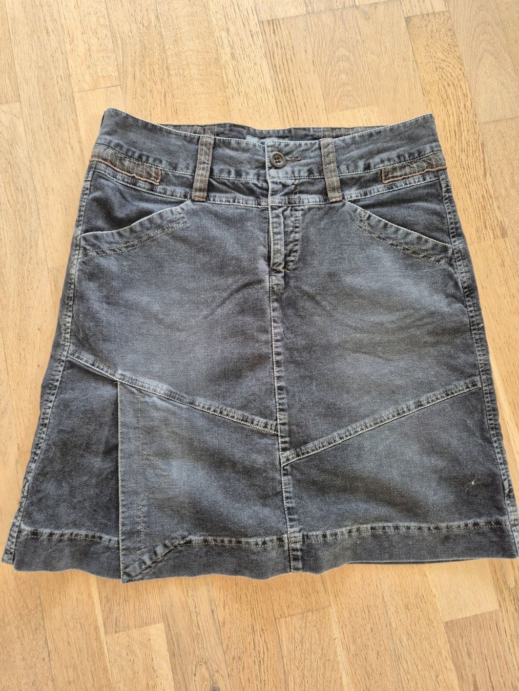 Lotti di vestiti: Stylische Kombi in Grösse 38/40 – Nuovo (secondo la descrizione) da Schaffhausen venduto da Madison74 4