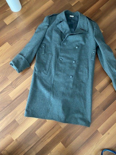 Cappotti: Mantello militare uomo – Usato da Balerna venduto da lau_dnx9