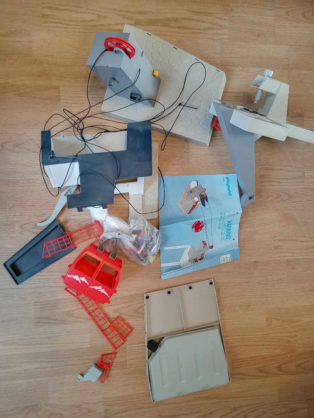 Playmobil Giocattoli: Playmobil Seilbahn gebraucht – Usato da Rehetobel venduto da Modi98 1