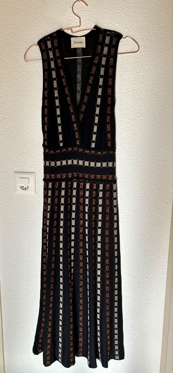 Kleider: Edles Dixie Kleid, Grösse S, schwarz/gold – Neu und originalverpackt aus Stäfa von yumai1