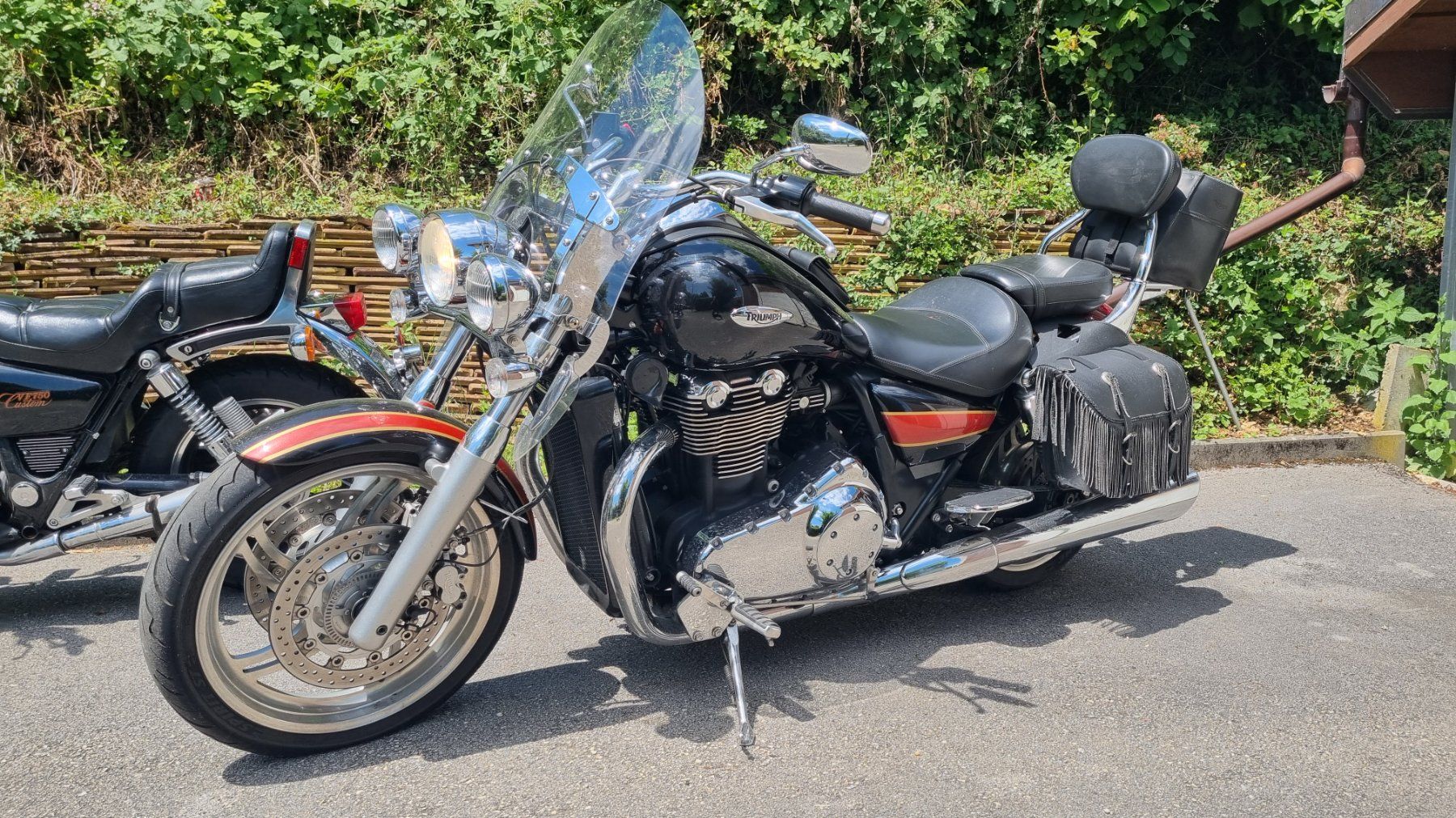 Triumph Chopper: Belle Triumph Thunderbird peu de kilomètres – Gebraucht aus Peseux von Rantanpla5
