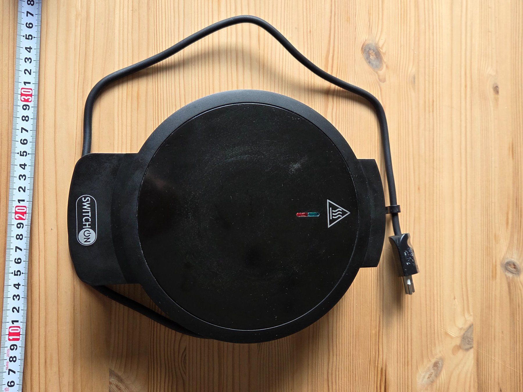 Elettrodomestici da cucina: Waffeleisen, 1200W, SwitchOn, 5 Stufen – Usato da Liestal venduto da ITOlio 3