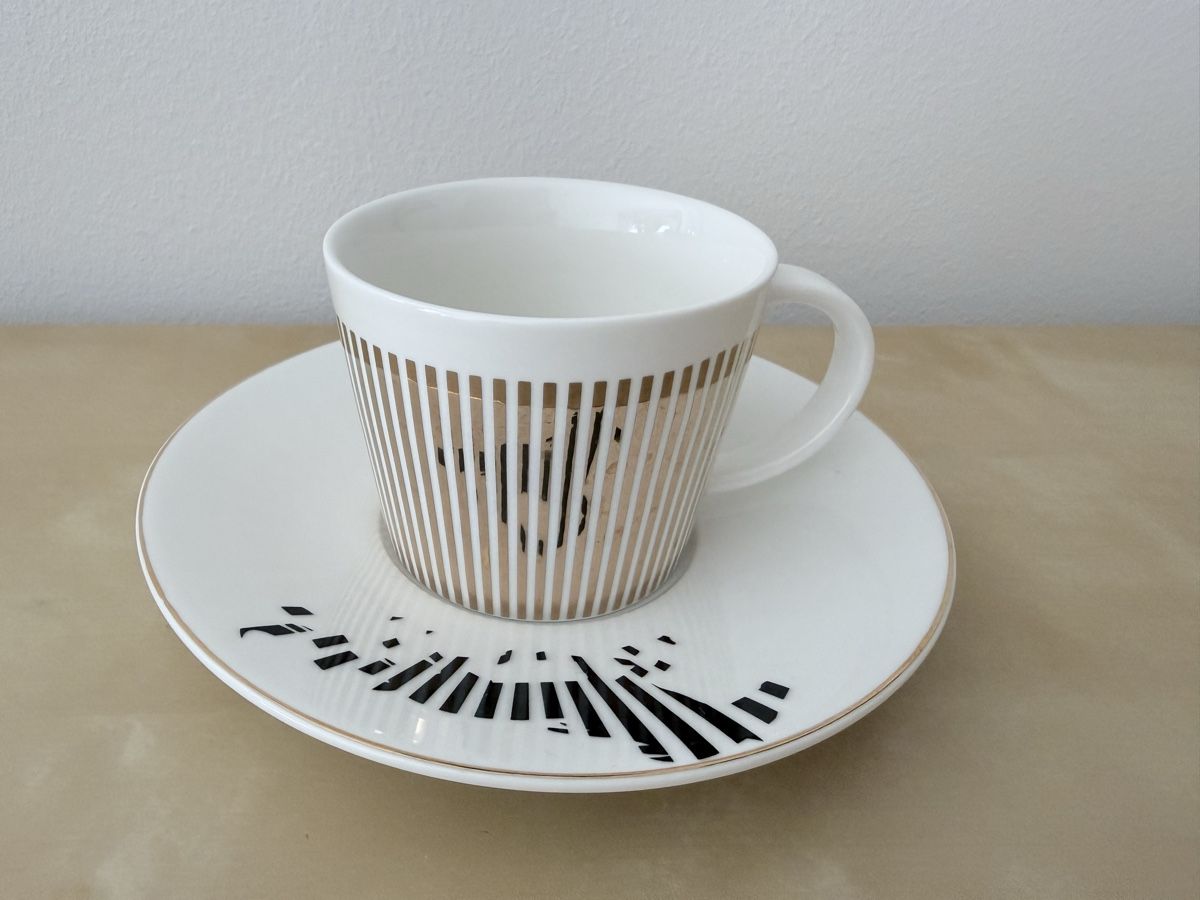 Tassen: Amorphic mirror cup set - Running horse – Neu (gemäss Beschreibung) aus Baden von JellyMonster