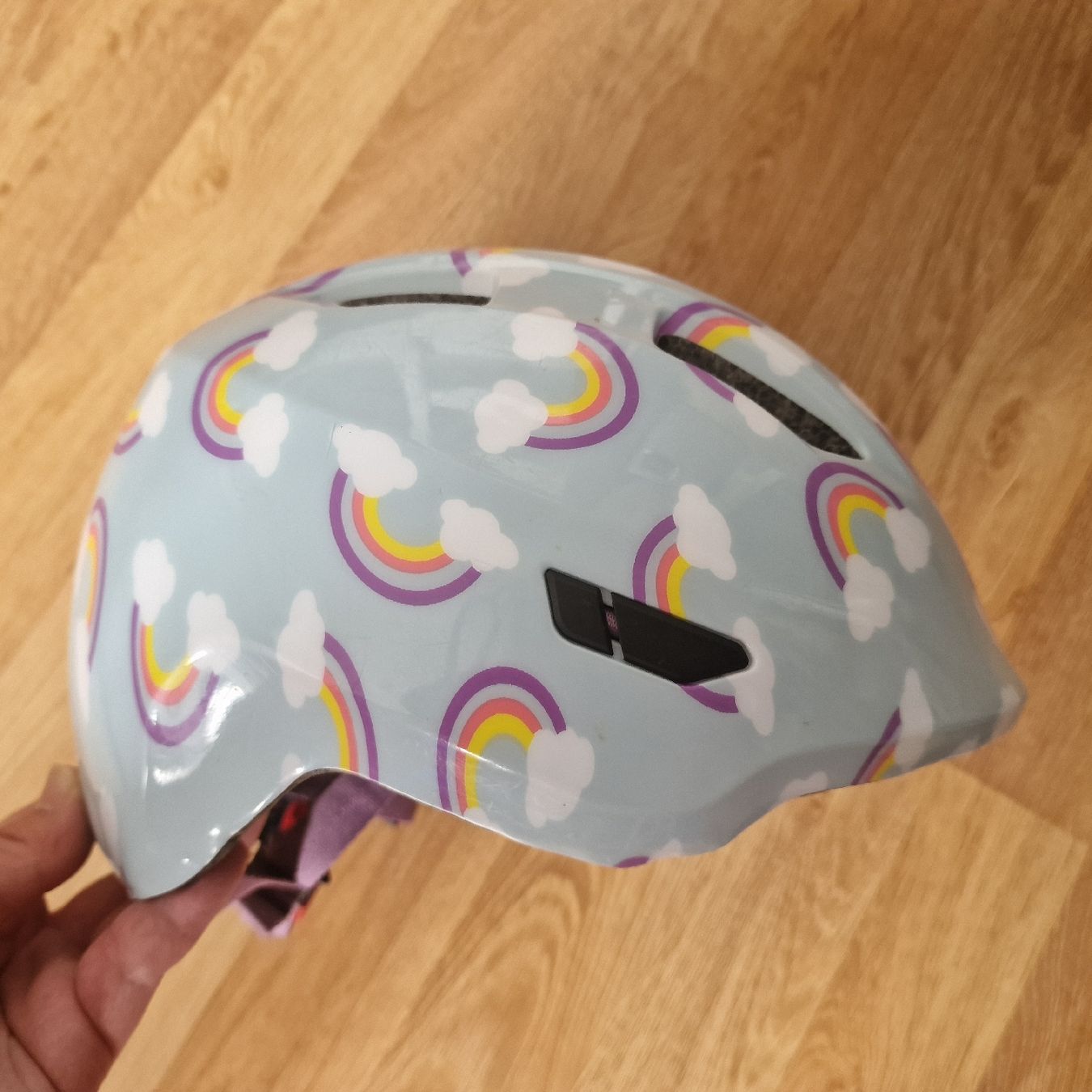 Abus Helme: Abus Smiley helmet 50-55 cm Rainbow – Gebraucht aus Muri AG von yzh_v2k9 1