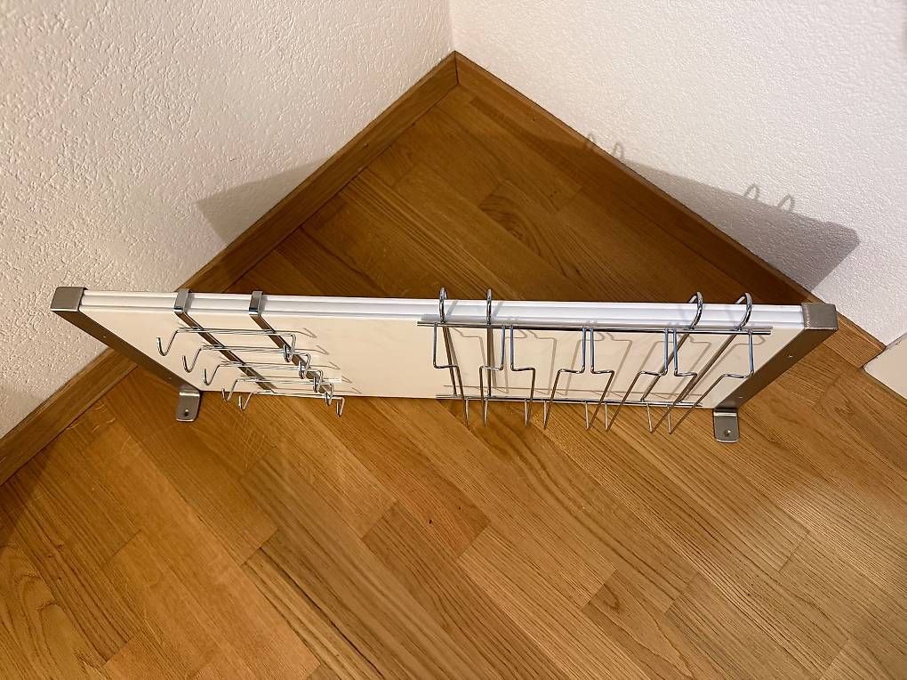 Scaffali: Bergshult Regal mit Accecoirs – Usato da Winterthur venduto da OliviaC5