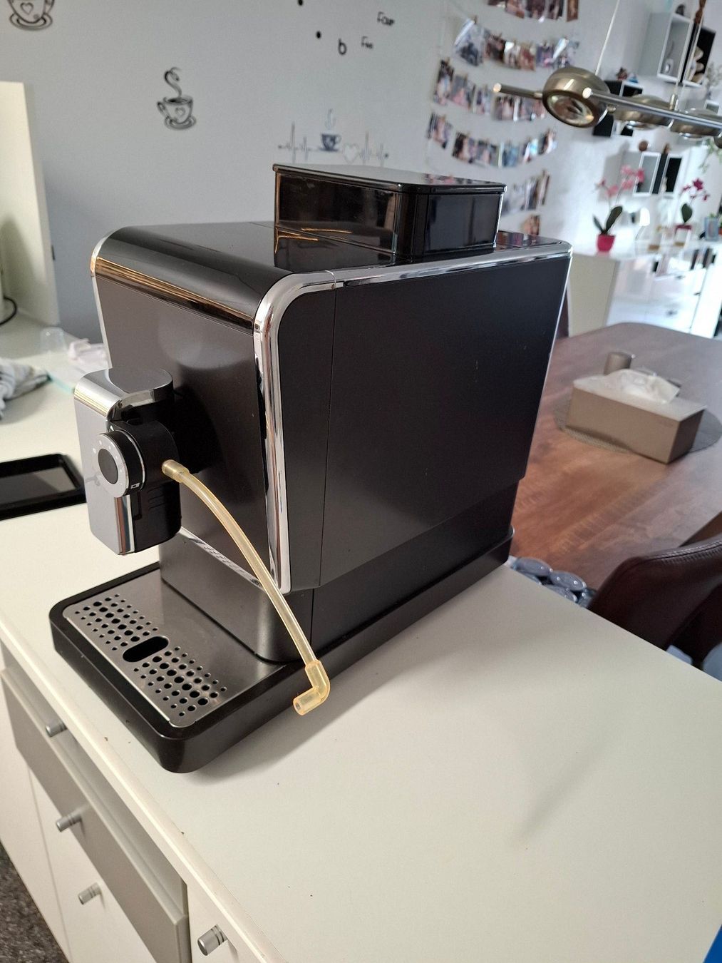 Tchibo Machines à café & Machines à expresso: Tchibo Esperto2 Kaffeevollautomat – D'occasion à Fulenbach par Radka 2
