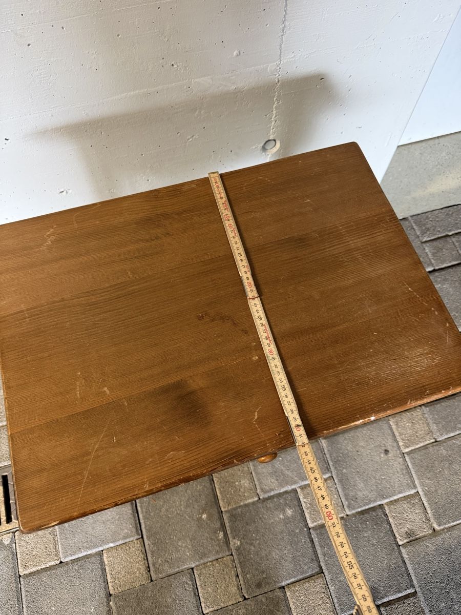 Tables: kleiner Tisch – D'occasion à Grosswangen par winkelfeld 8