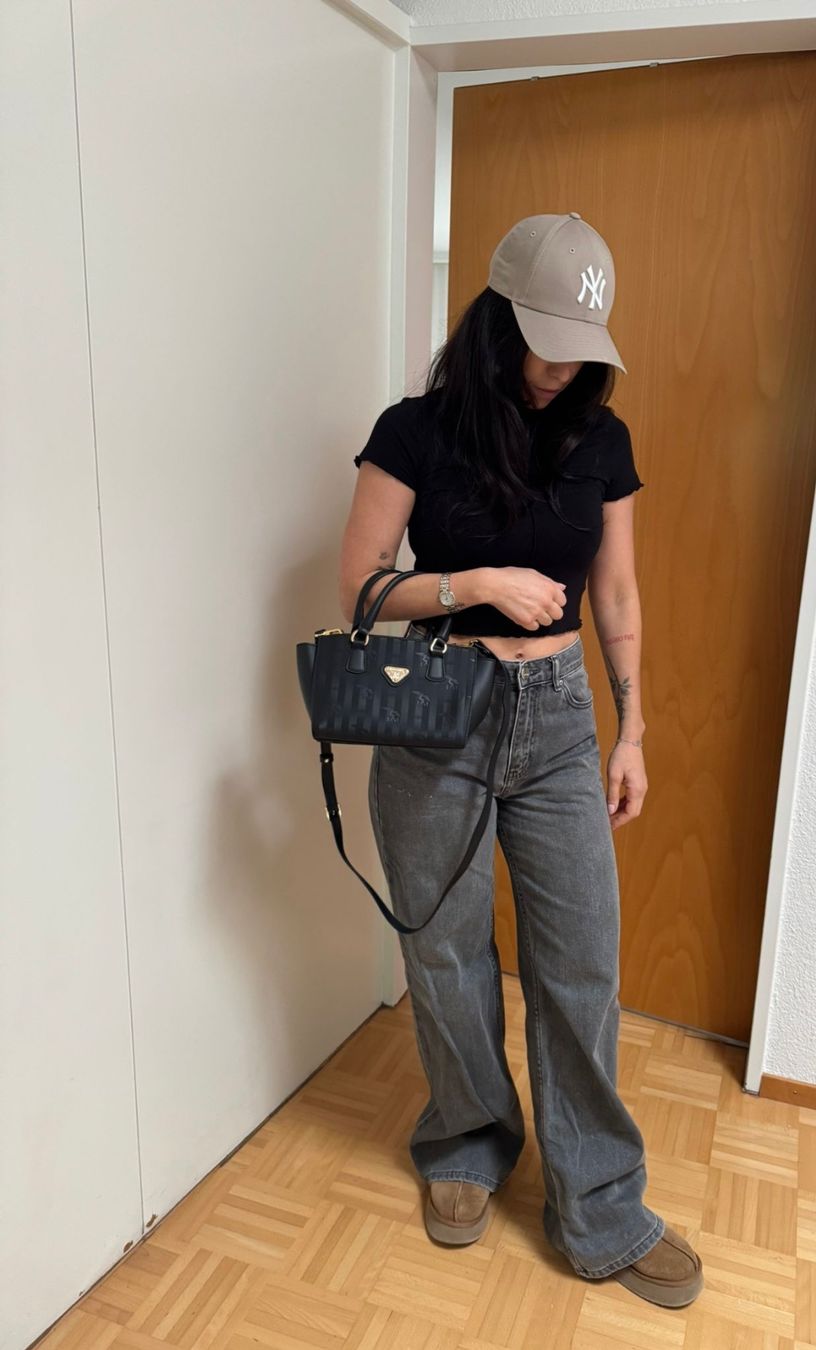 Maison Mollerus Borse da donna: Mollerus RIED Tasche schwarz – Usato da Biel/Bienne venduto da joy108 4