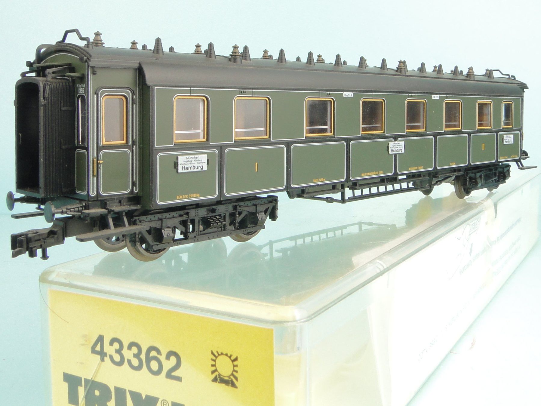 Trix Modellini di ferrovie: TRIX 43362 Schnellzugwagen 1/2 Klasse – Usato da Bülach venduto da cann11