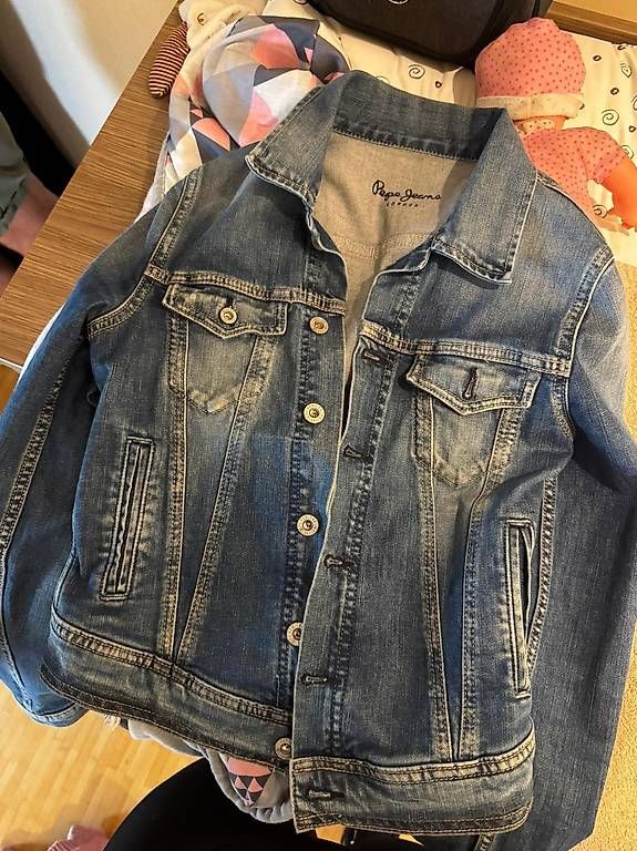 Jacken: Pepe Jeansjacke Size S – Gebraucht aus Alpnach Dorf von Emiel123