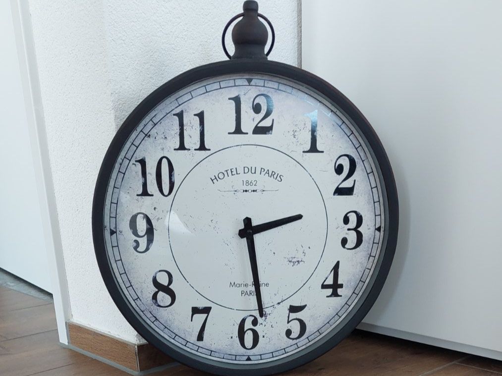 Uhren: Wanduhr – Gebraucht aus Dübendorf von huebi01