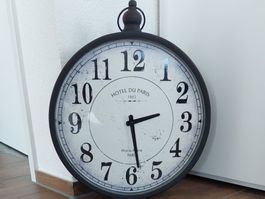 Wanduhr