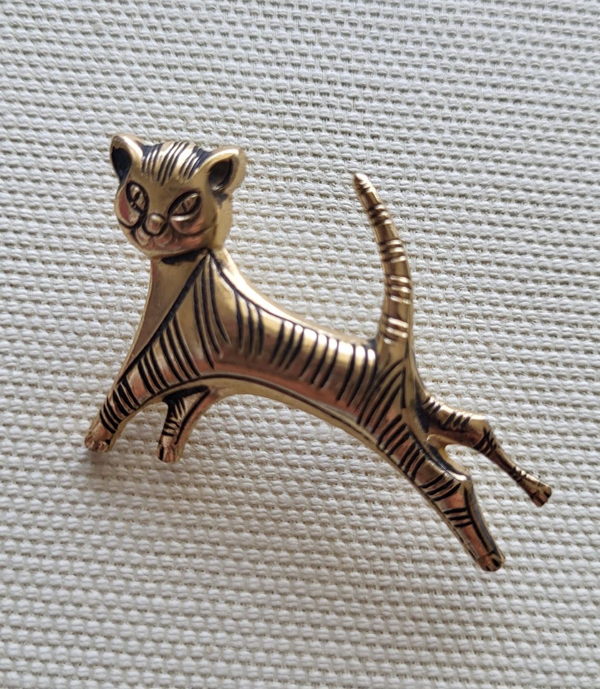 Broschen & Nadeln: Broche Chat – Gebraucht aus Cortaillod von Amira_Nad