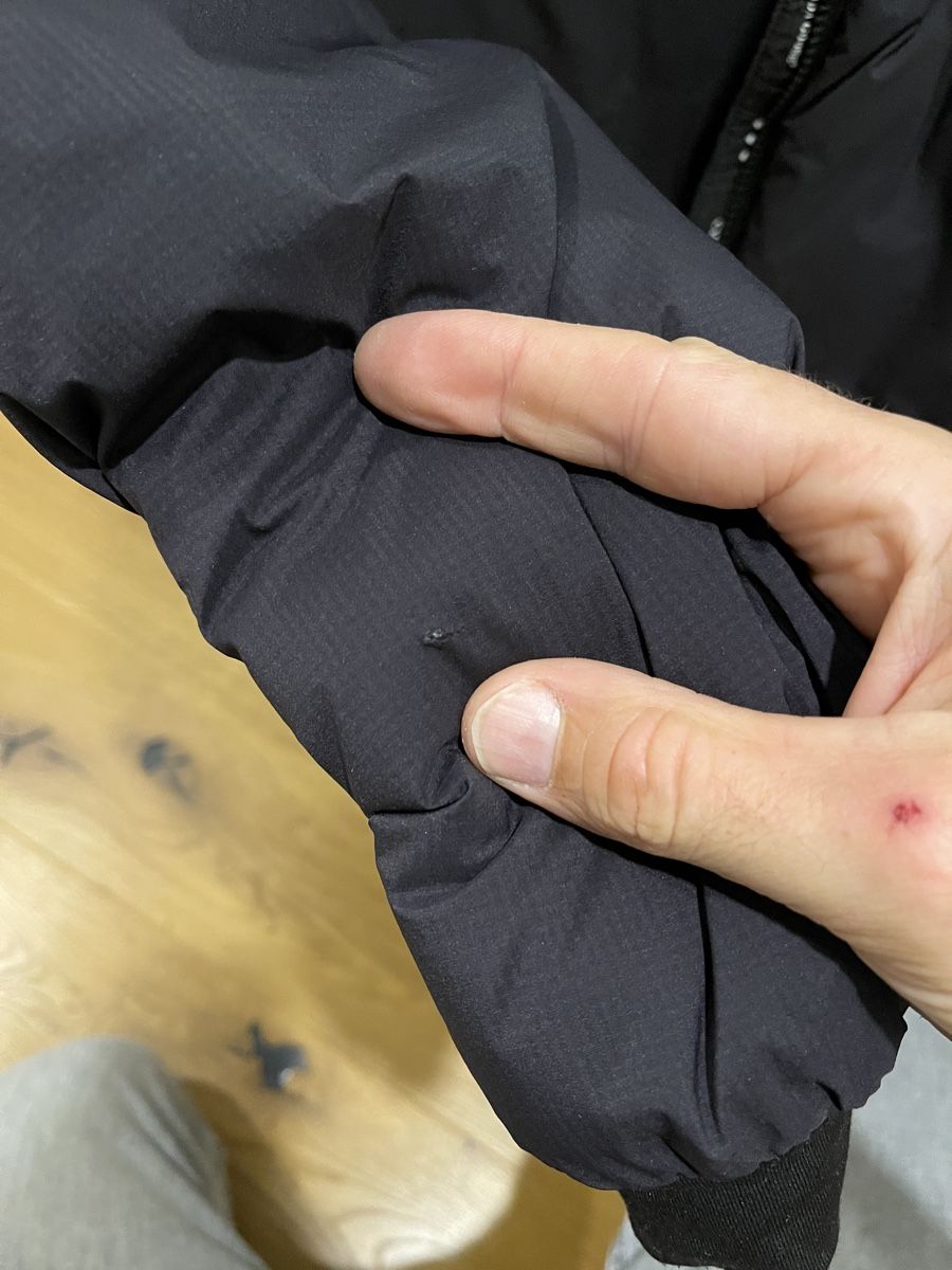 Canada Goose Giacche: Canada Goose Lodge NP 790.- – Usato da Stans venduto da lion85 6