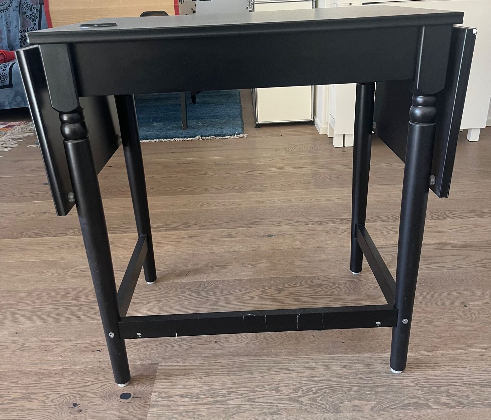 Scrivanie: Table pliable noire avec un tiroir – Usato da Troinex venduto da gra_w2qw 3