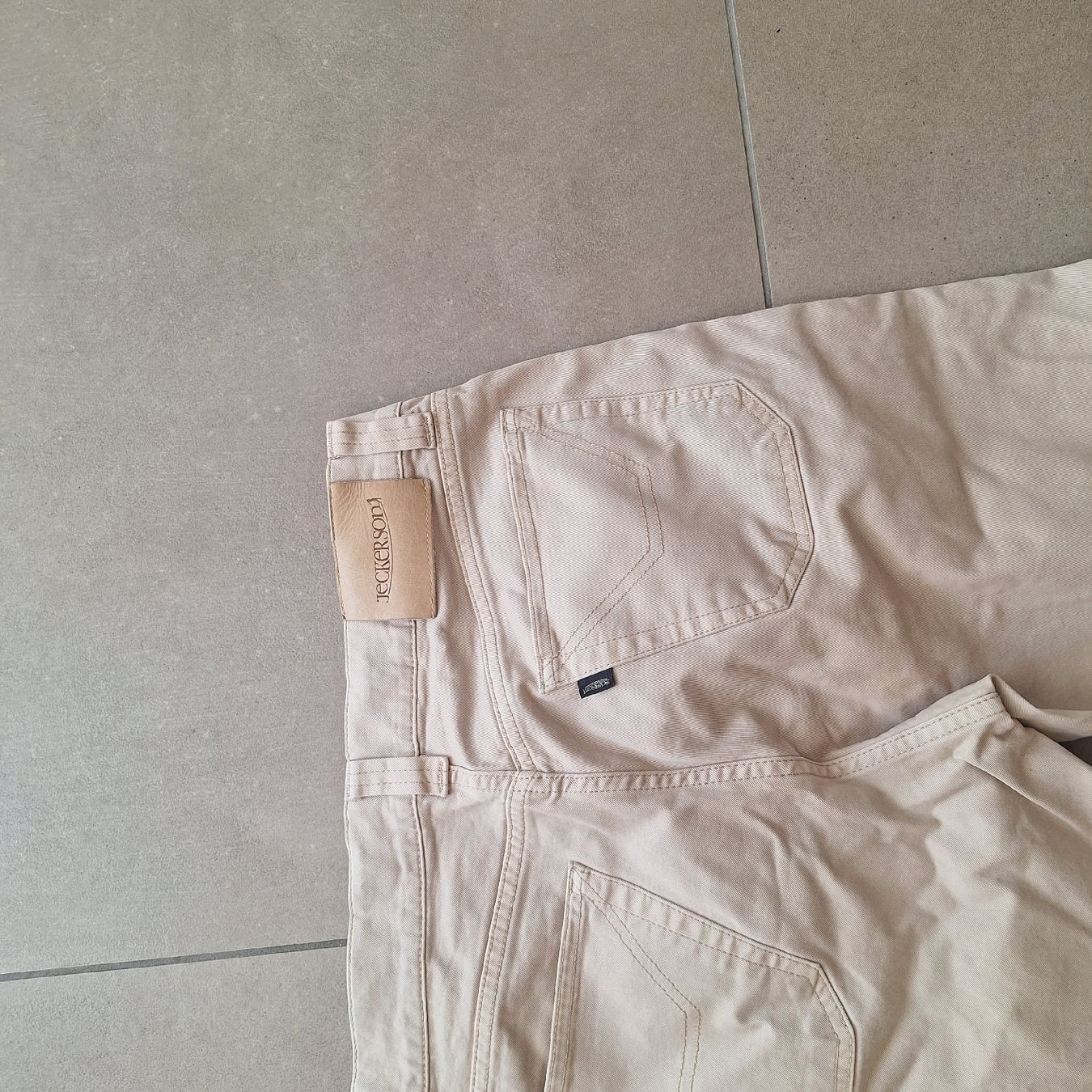 Pantalons: Jeckerson beige 31 man – D'occasion à Bellinzona par labottegadiElena 4