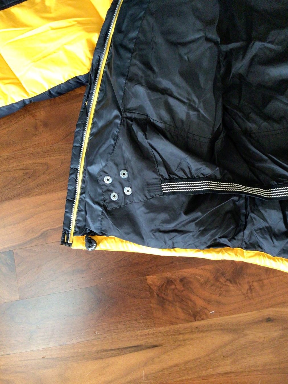 Vestes: Gesteppte Jacke – D'occasion à Zürich par ElarmariodeRuth 6