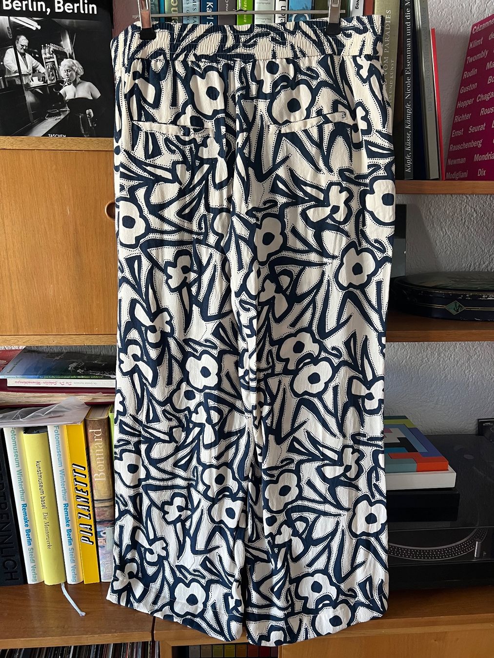 Esprit Pantalons: Hose bunt Esprit 40 – D'occasion à Biel/Bienne par Girasole232 2
