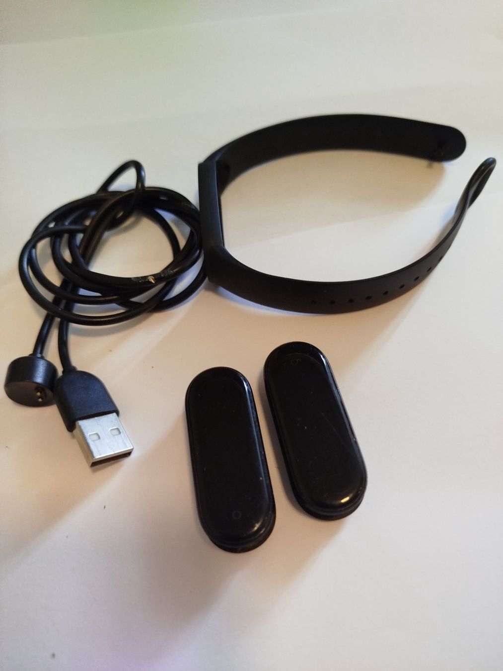 Dekobänder: xiaomi band 5   2st – Gebraucht aus nottwil von joz2020
