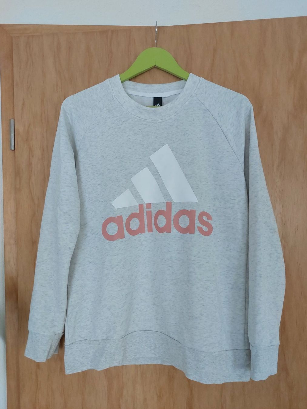 Adidas Pullover & Sweatshirts: Adidas Pulli Gr.  M – Gebraucht aus Schmitten von JasiStern