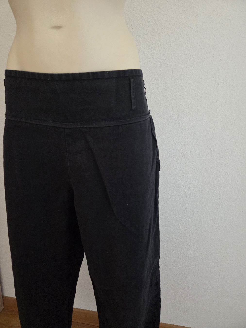Nile Pantaloni: Nile Leinenhose – Usato da Luzern venduto da asmele2 1