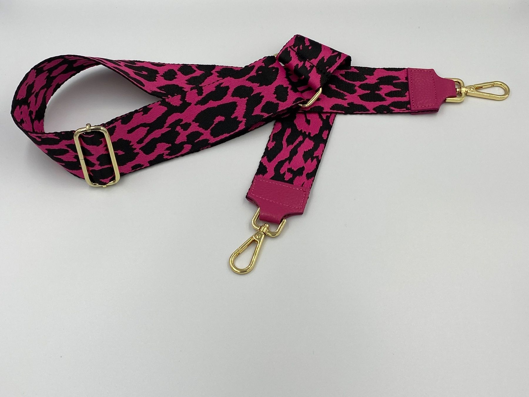 Altro in  Abbigliamento & Accessori: Schulterriemen "Cat Pink" – Nuovo e nell'imballaggio originale da Bülach venduto da DuffyFashionAvenue