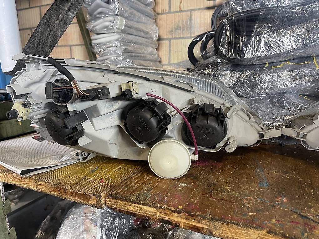 Mercedes-Benz Fari: Mercedes Vaneo   Scheinwerfer – Usato da Udligenswil venduto da Sch2s 5