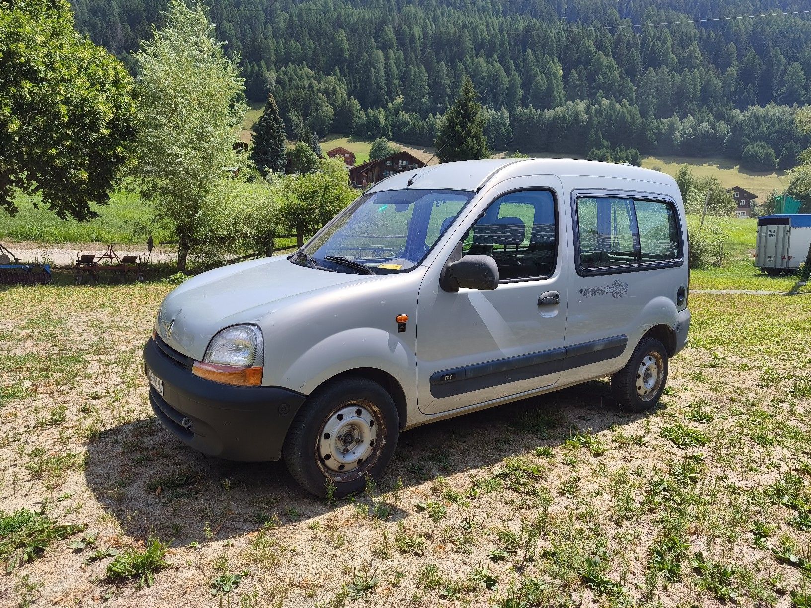 Renault Autos: Renault Kangoo 1.9D – Gebraucht aus Ernen von Biraemannli15