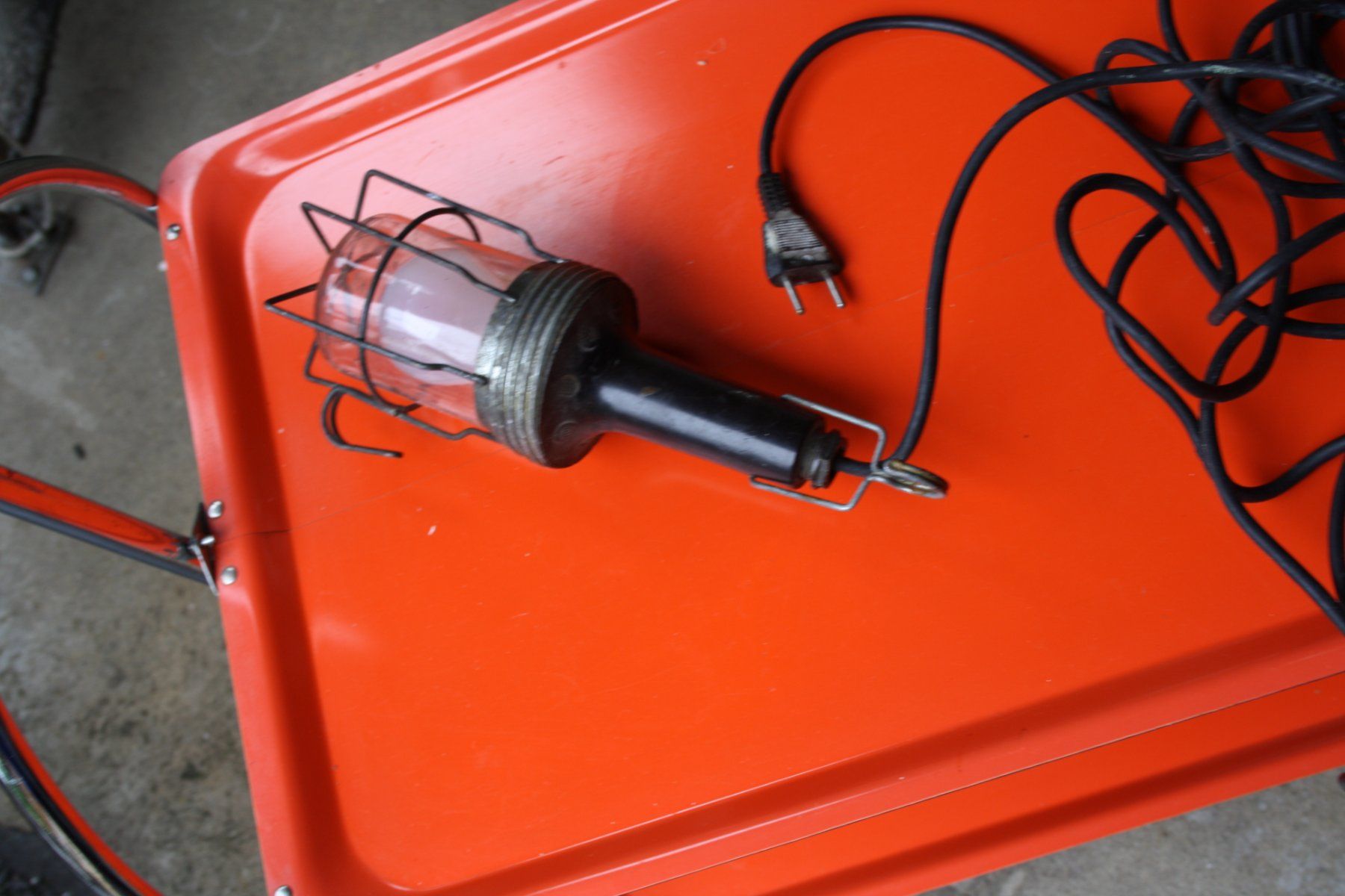 Lampade: VINTAGE LAMPE – Usato da Wauwil venduto da Pneuedy 4
