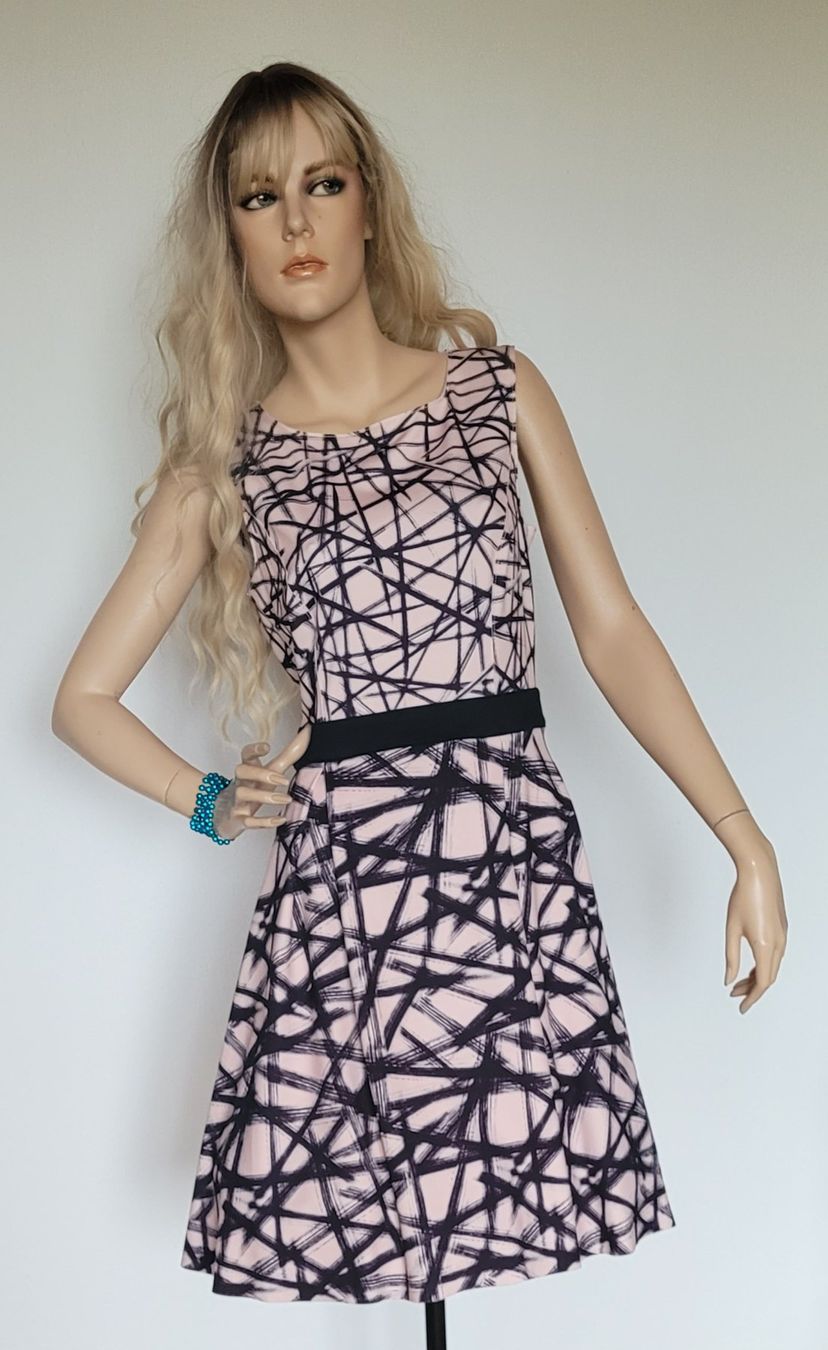 S.Oliver Vestiti: Abendkleid S.Oliver Premium GR.38/M – Nuovo (secondo la descrizione) da SCHÜBELBACH venduto da CoKaHa